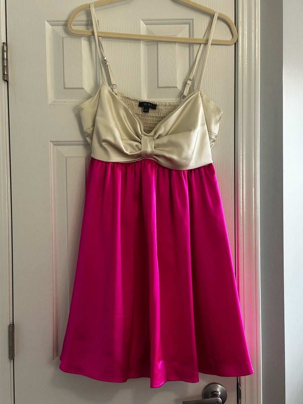 FORE Pink & Champagne Satin Bow Dress Size Large Party Cocktail
